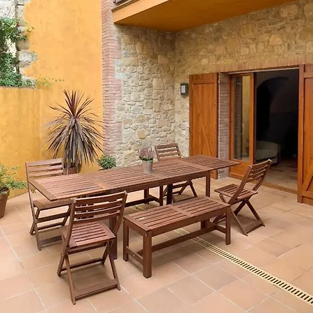 Nyaraló Cleda, Esponellá